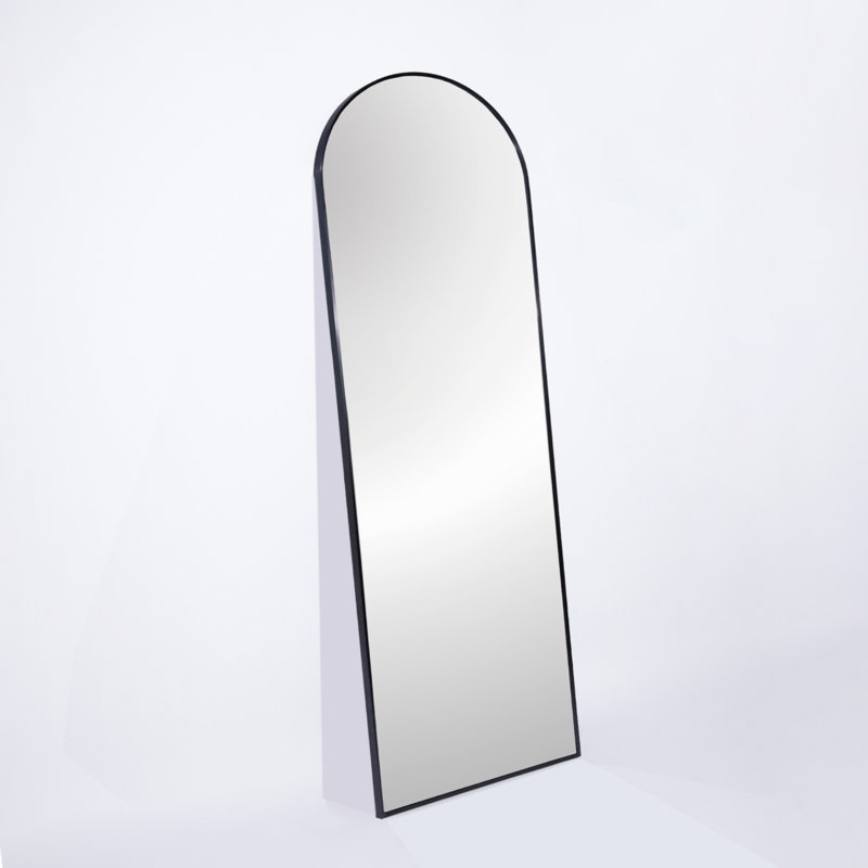 Miroir noir sur pied en métal 71 po x 27,5 po