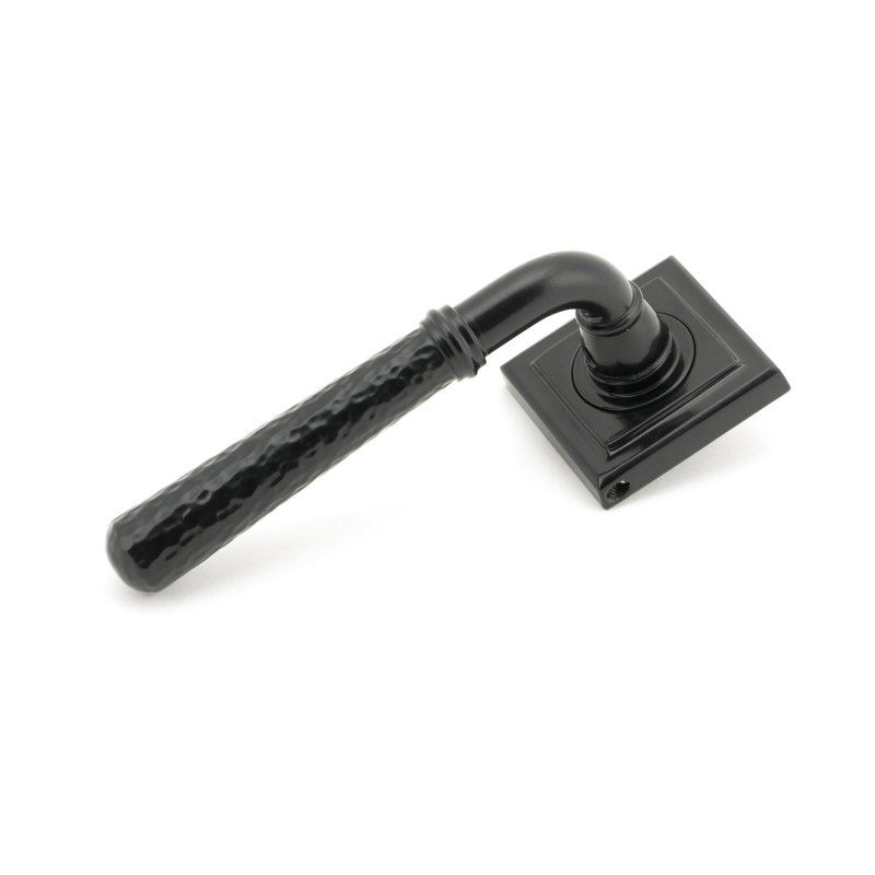 Hammered Newbury Lever on Rose Set (Square), Black