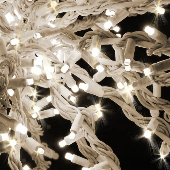 LED Spritzer Classic White 48 in Oversized