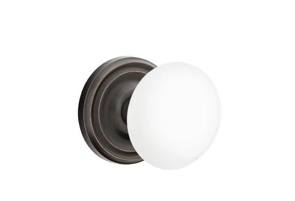 Ensemble de mortaise intérieure Emtek avec rosette régulière et bouton en porcelaine blanc glacé (LH), Dos plat