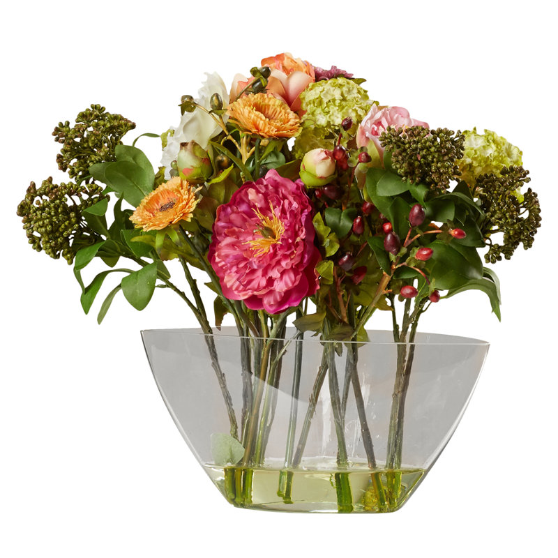 Arrangement floral pivoines dans un vase Nola