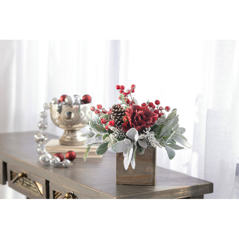 Arrangement floral de roses en pot