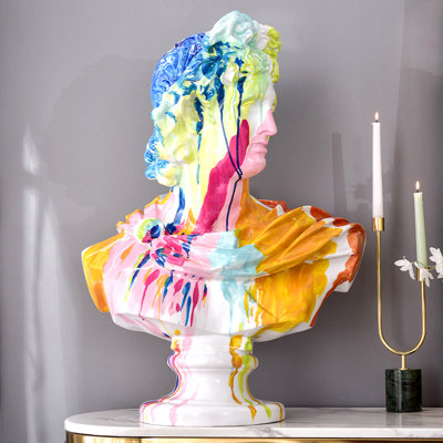 Figurines et sculptures modernes en plastique renforcé de fibres de verre
