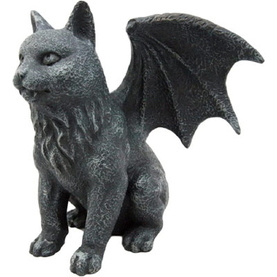 Gue Figurines & Sculptures