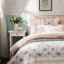 Édredon Blush King - 9 pièces en coton avec dentelle embelli pour le style de chambre à coucher