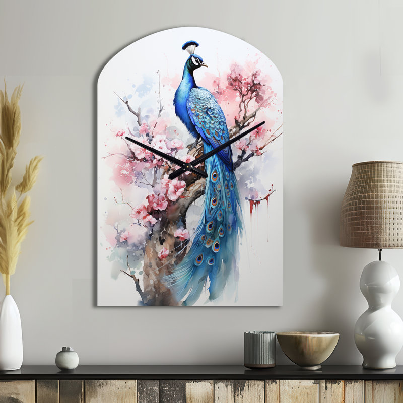 «Blue Pink Peacock Watercolor I - Peacock», horloge murale asymétrique, Médium