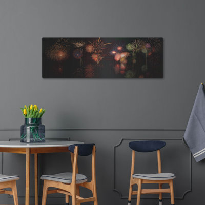 Latitude Run® «Fireworks Reflection In Water Panorama» par Lena Owens, art mural en métal