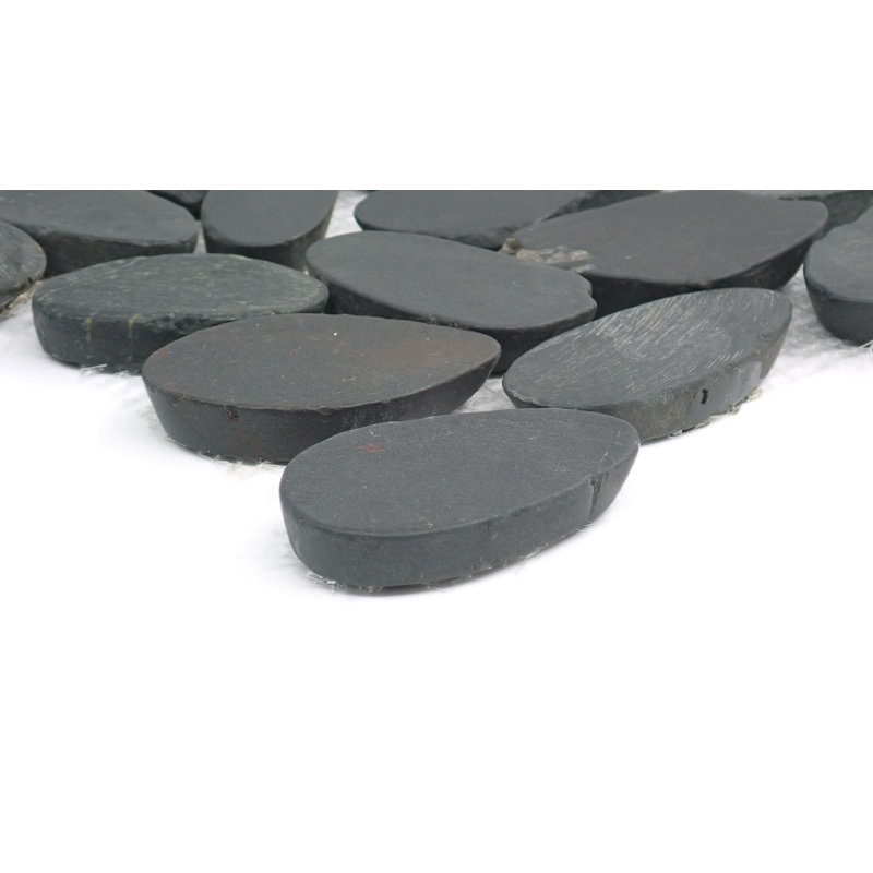 Rivera Pebbles™ Sized Natural Stone Pebble Tile, Black