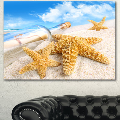 «Message in Bottle Buried in Sand», photographie