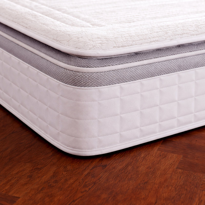 Laurel 3000 Pocket Pillow Top Mattress, Small Double (4')