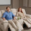 Ensemble de canapé inclinable intelligent en tissu à rayures blanc cassé avec meubles de salon 3 pièces, avec console de rangement, porte-gobelets et mécanisme d'inclinaison pour vous détendre et dormir
