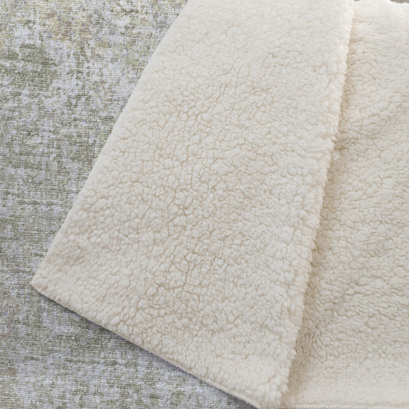 Jeté en sherpa de qualité supérieure lavable à la machine Addison, Beige abstrait 1
