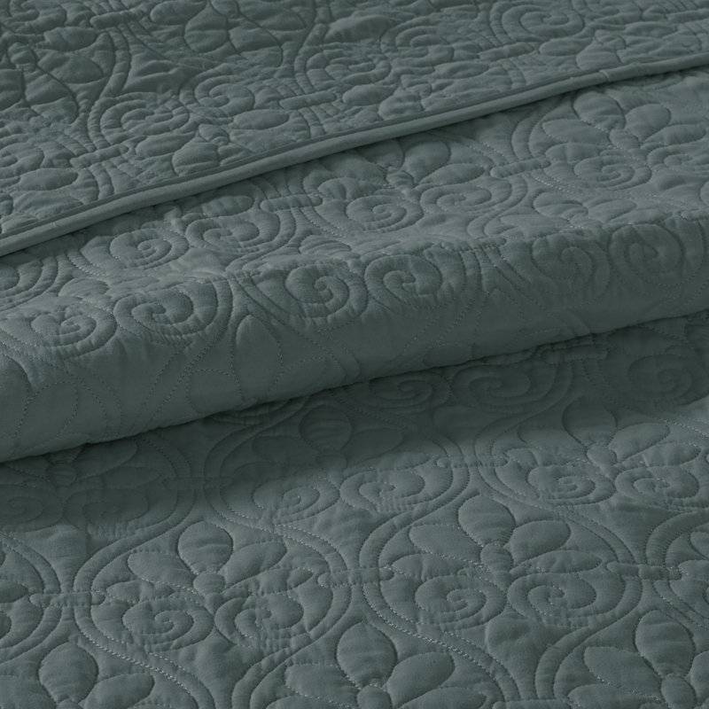 Balsam Green Reversible Full Microfiber Quilt Set