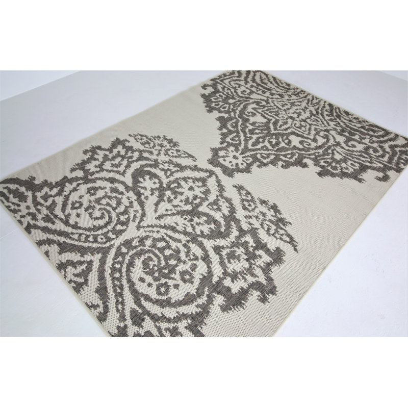 Damask Indoor Rug, Rectangle 9' x 12'5"