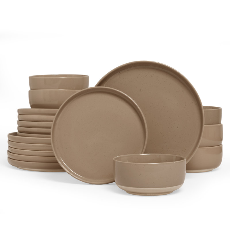 18 Piece Stoneware Dinnerware Set - Service for 6, Brown
