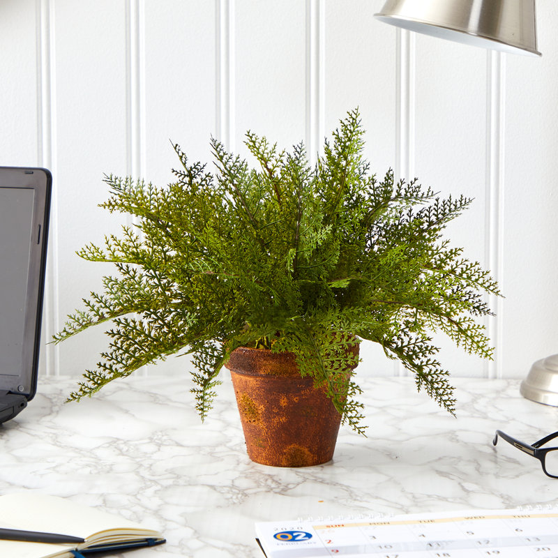 Usine de fleurs artificielle 7,5" en pot