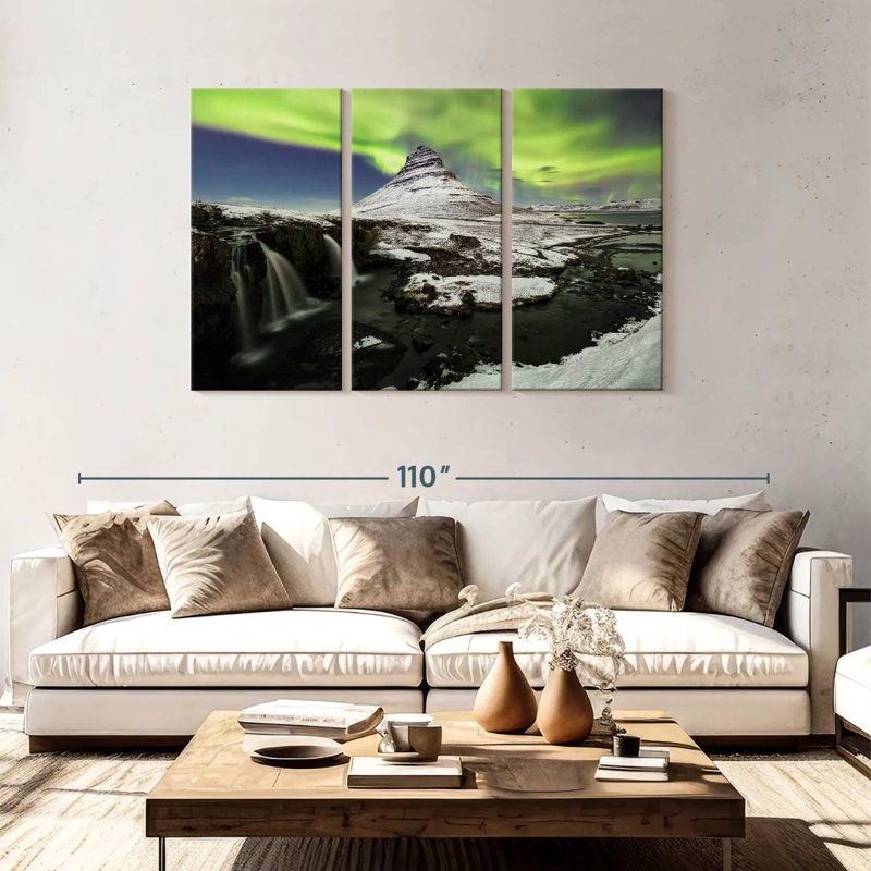 Alvord lumières polaires au-dessus de Kirkjufell, H 48 po x l 74 po