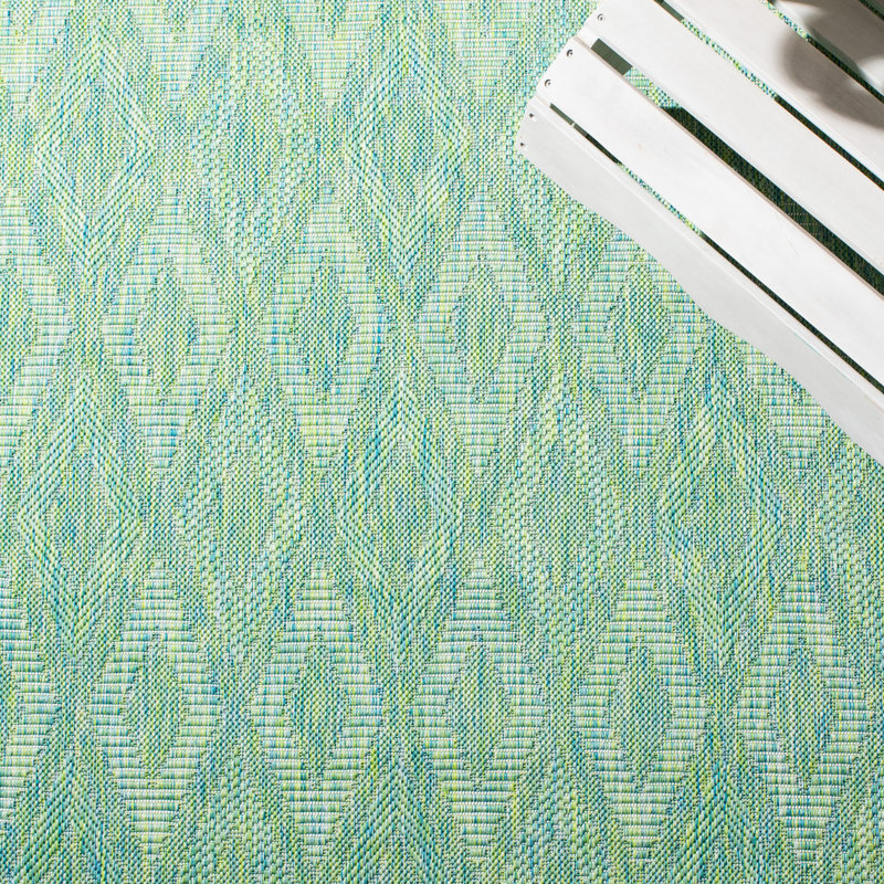 Tapis intérieur / extérieur vert Metcalfe, Rectangle 5 pi 3 po x 7 pi 7 po