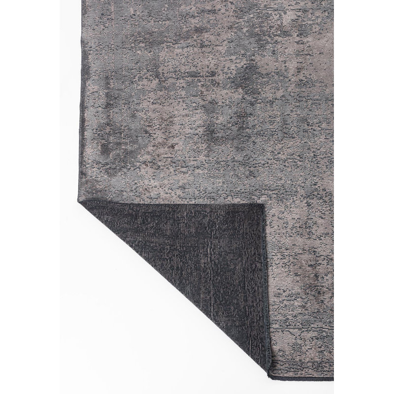 Traditional Oriental, Rectangle 6'7" x 8'3"