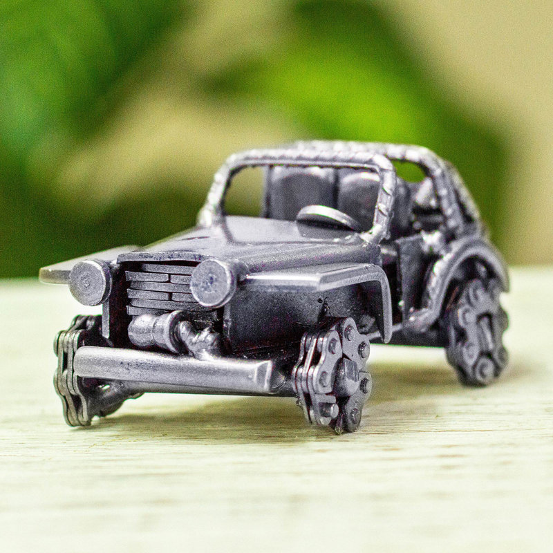 Figurine Jeep