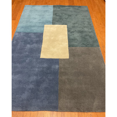Tapis bleu / ivoire en laine touffeté à la main à motif géométrique Waburn