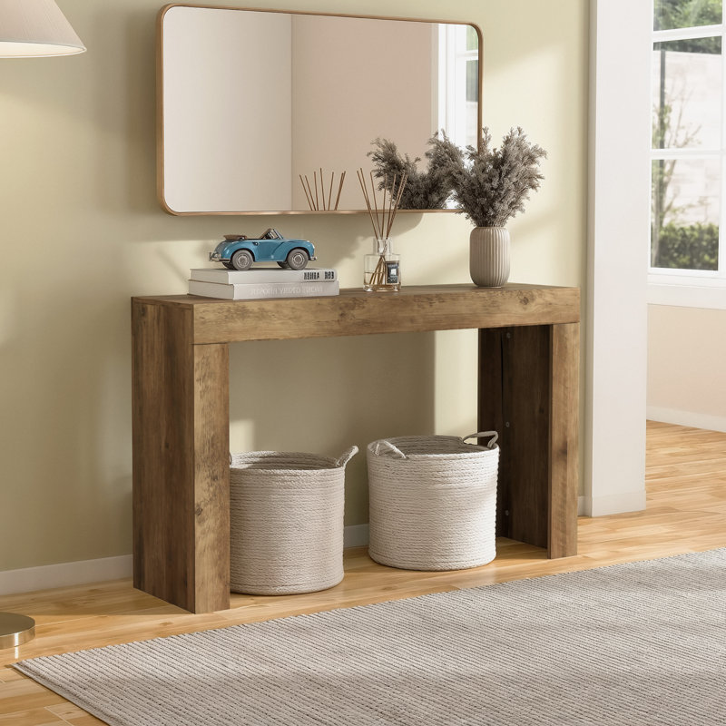 Caomhan 46.9“ Console Table, Knotty Oak