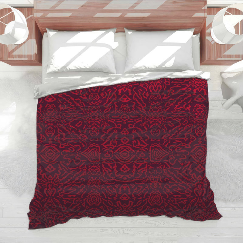 Édredon rouge orné de damas, Grand lit