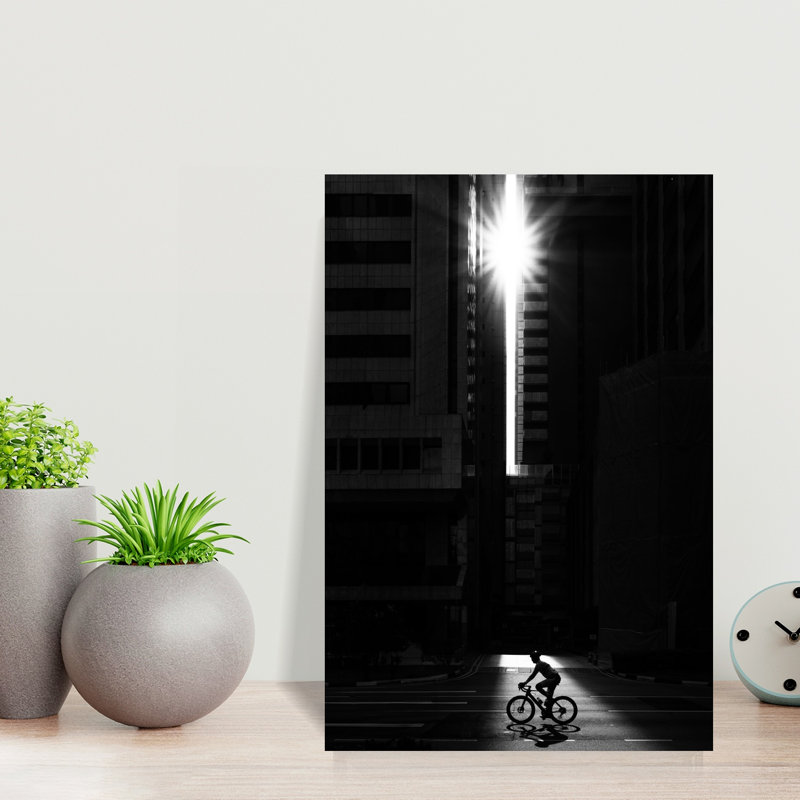 Silhouettes de cycliste, rayon de soleil, art contemporain abstrait, art mural urbain, 18" H x 12" W