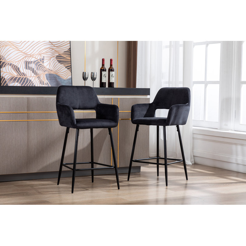 Tabouret de bar 26 po en velours avec pieds en acier Pranay, Velours noir