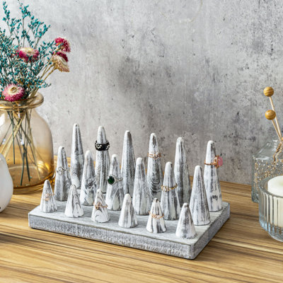 18 Cone Solid Wood Jewelry Ring Holder