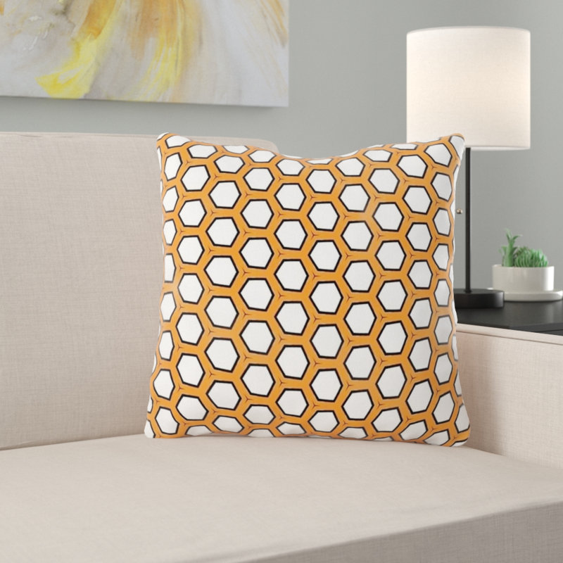 Coussin en nid d’abeille, Intérieur