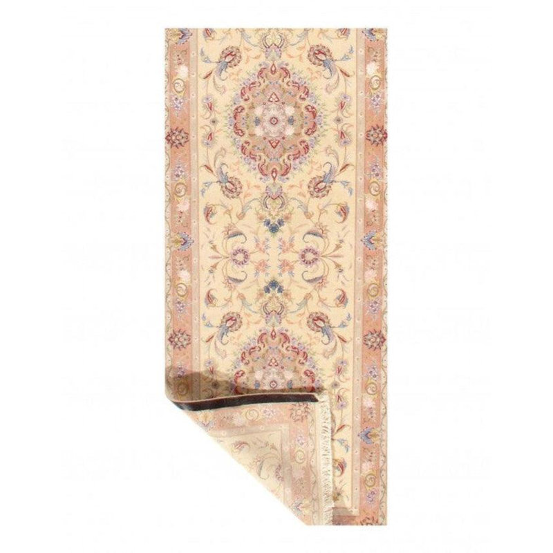 Oriental Area Rug in Ivory