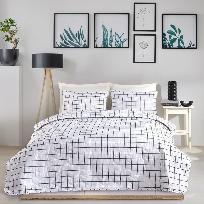Quilt Set with Pillowcases, All-Season Lightweight, Digitally Printed Design, 65% Cotton – Soft, Durable, Machine Washable