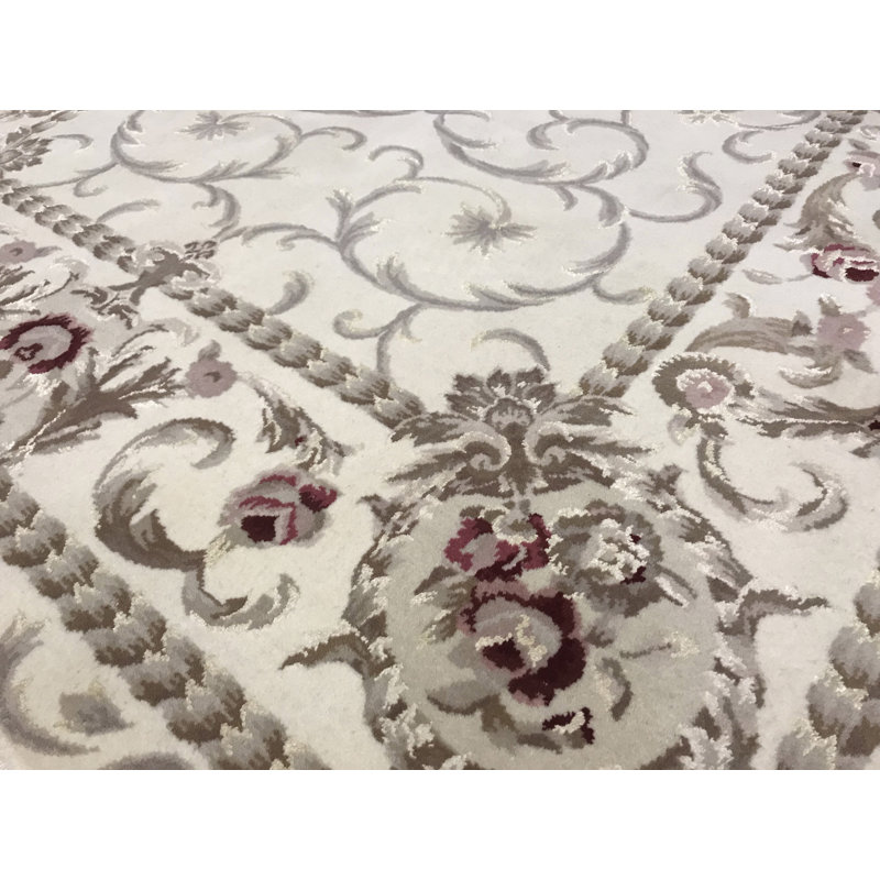 Hand-Knotted High-Quality Ivory Area Rug