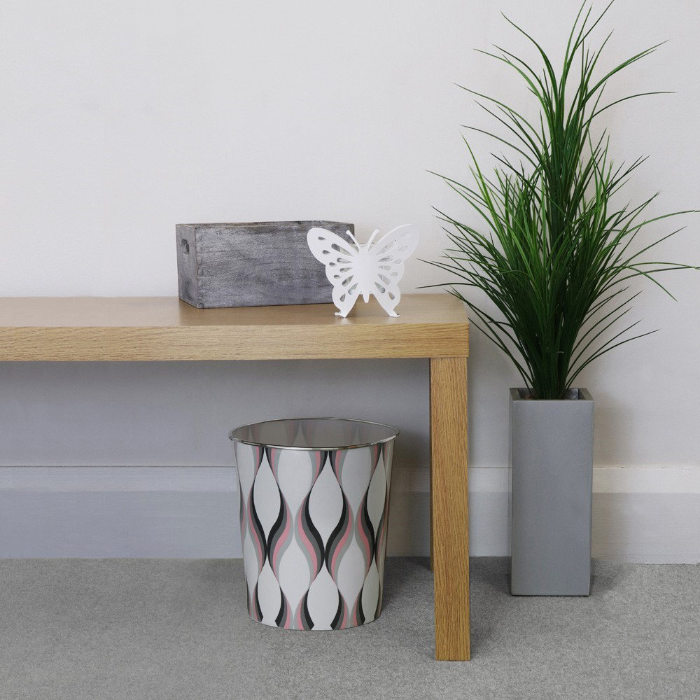 Plastic 9.5 Litre Waste Bin