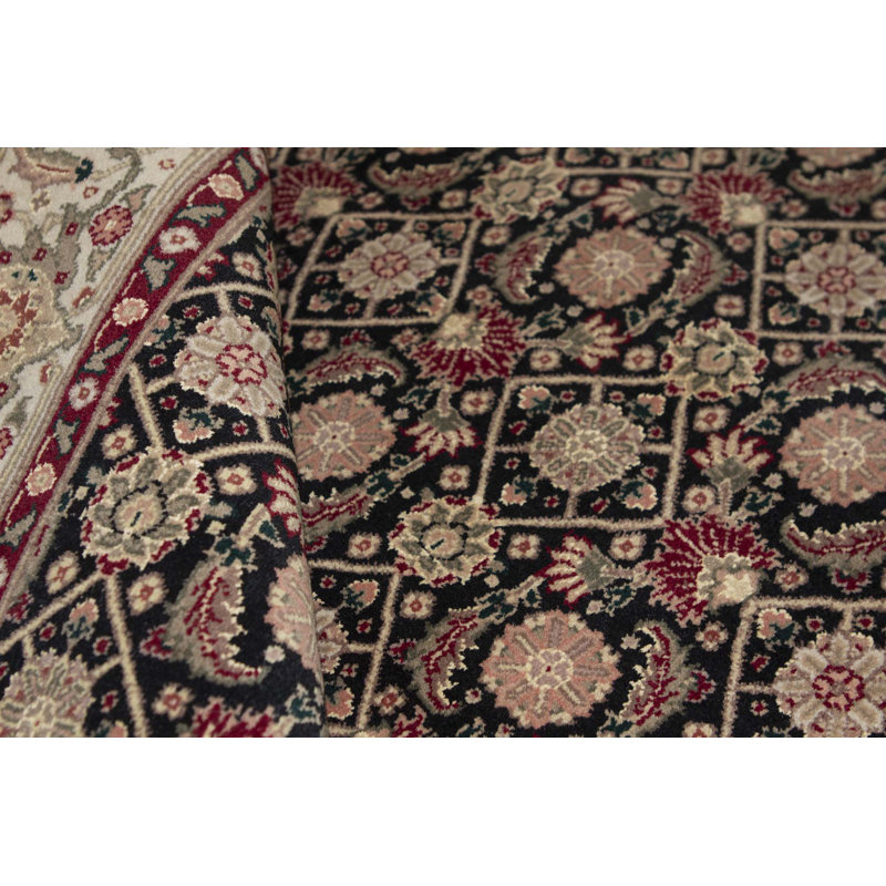 Hand Woven Wool Oriental Area Rug