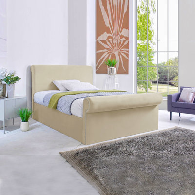 Cianne Upholstered Bed
