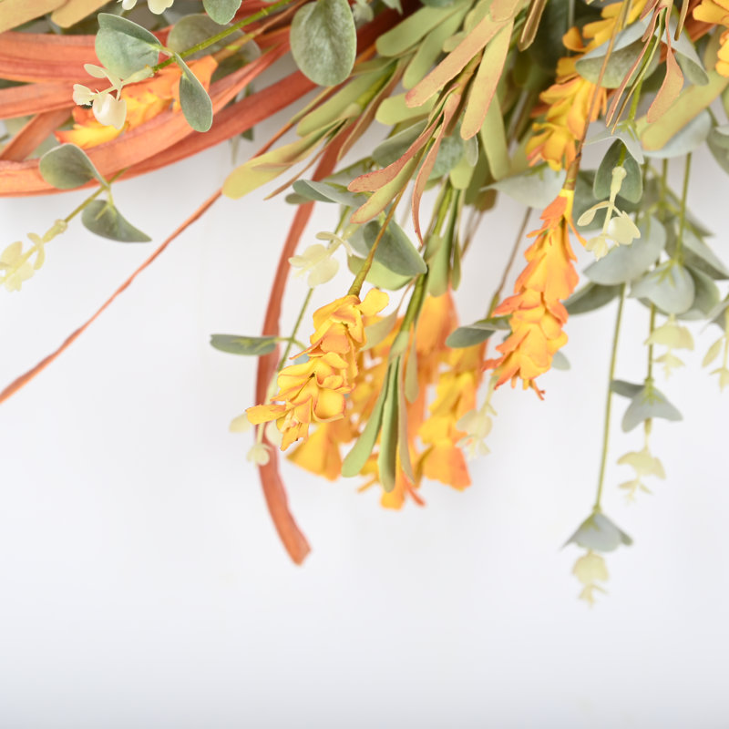 Couronne de fleurs artificielle 24 po Eucalyptus