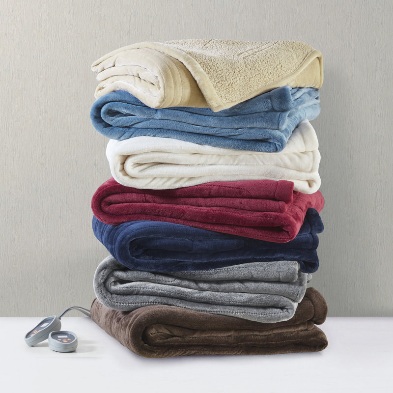 Twin Blue Reversible Plush Heated Blanket