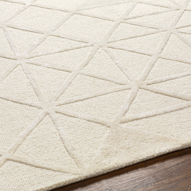 Metzgar Geometric Indoor Rug, Rectangle 2' x 3'
