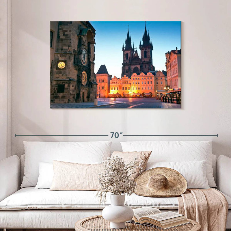 Nicci Prague Town Square, 30" H x 45" W