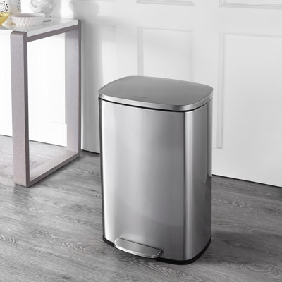 Connor Rectangular 13.2-Gallon Trash Can with Soft-Close Lid and FREE Mini Trash Can