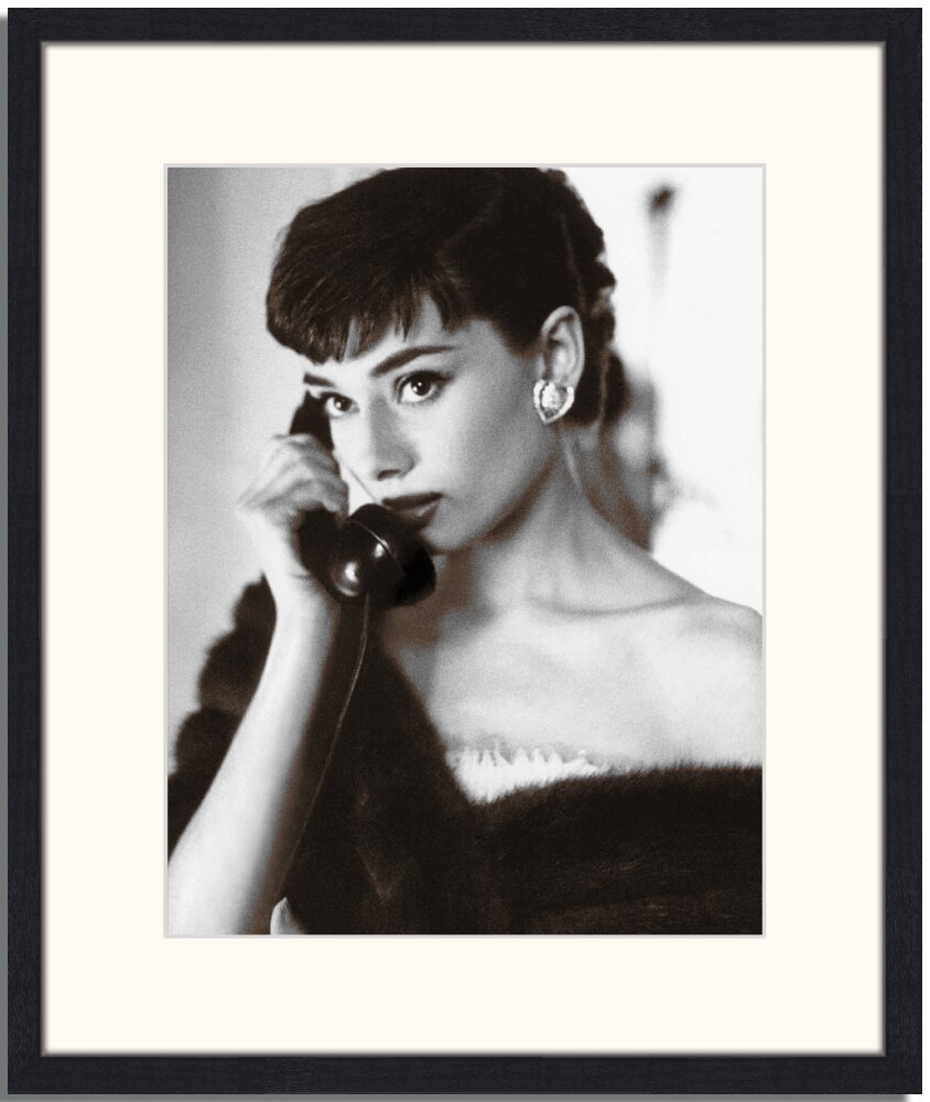 Gerahmtes Poster Audrey Hepburn Call