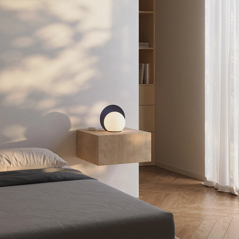 Noah Table Light, Carbon