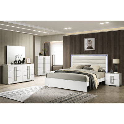 Lit très grand en bois blanc, design contemporain, tête de lit éclairée à DEL, revêtement en similicuir, argent brossé métallique deux tons pour chambre à coucher avec lit à ambiance fascinante et style, bois, finition semi-lustrée