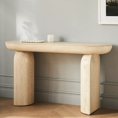 Console simple, moderne et tendance
