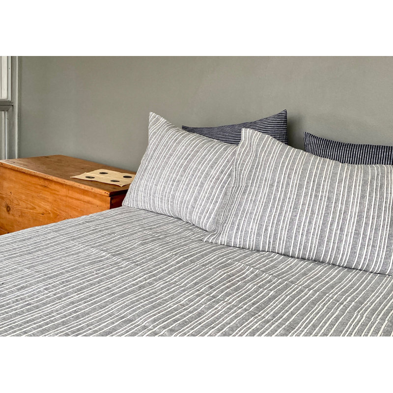 Julia Taos Stripe, Gray/White