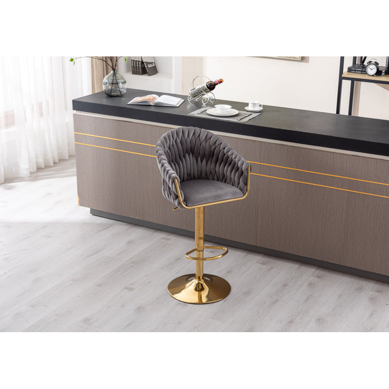 Tabourets de bar vintage avec dossier et chaises à hauteur de comptoir