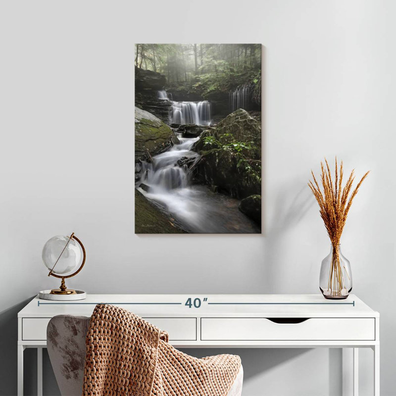 Kerrick Rickett's Waterfall, H 24 po x l 16 po