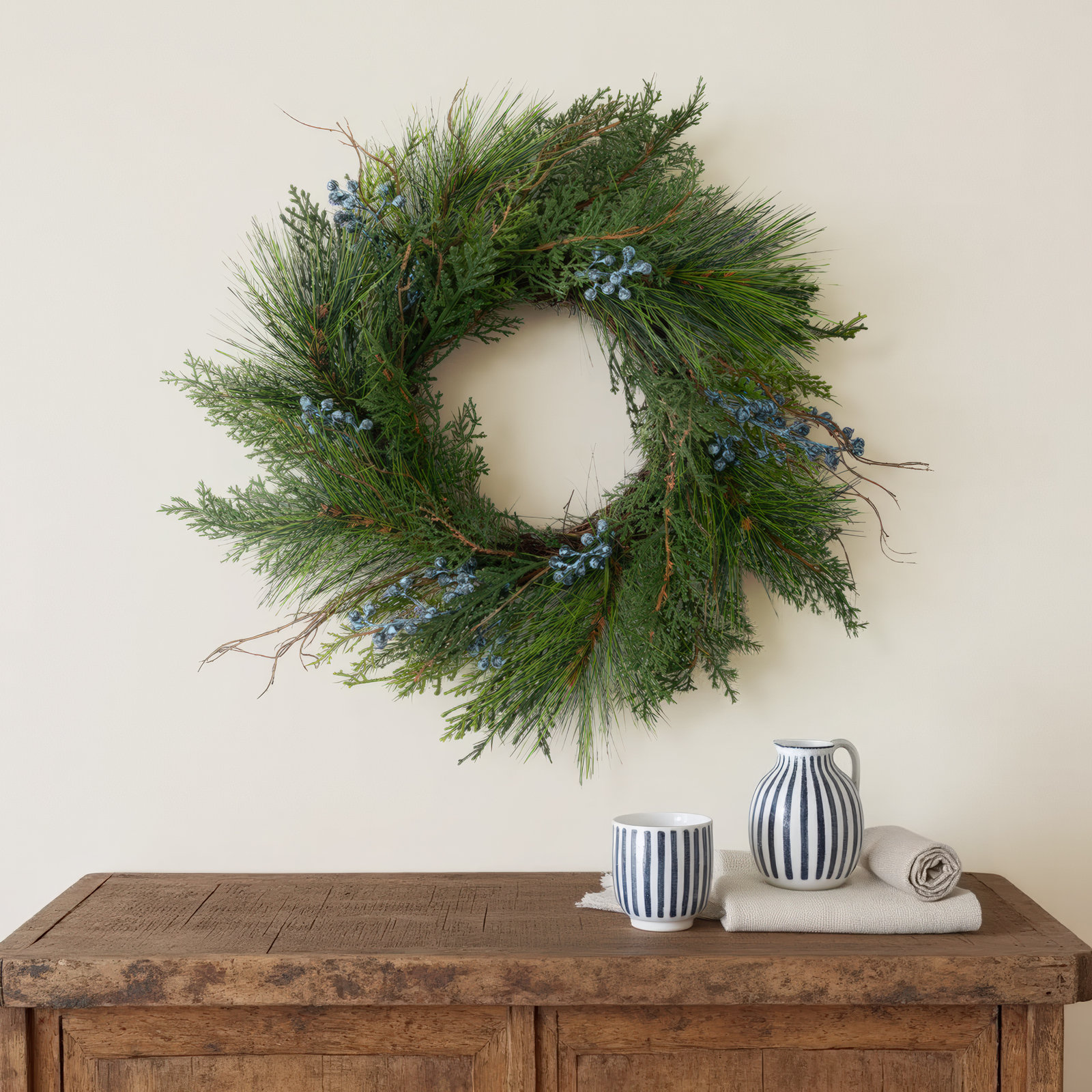 15'' Faux Juniper Plastic Wreath